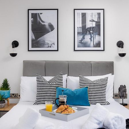 Boujis Central Plymouth Apartment - Sleeps 4 - Habita Property Eksteriør bilde
