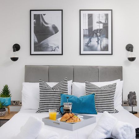 Boujis Central Plymouth Apartment - Sleeps 4 - Habita Property Eksteriør bilde