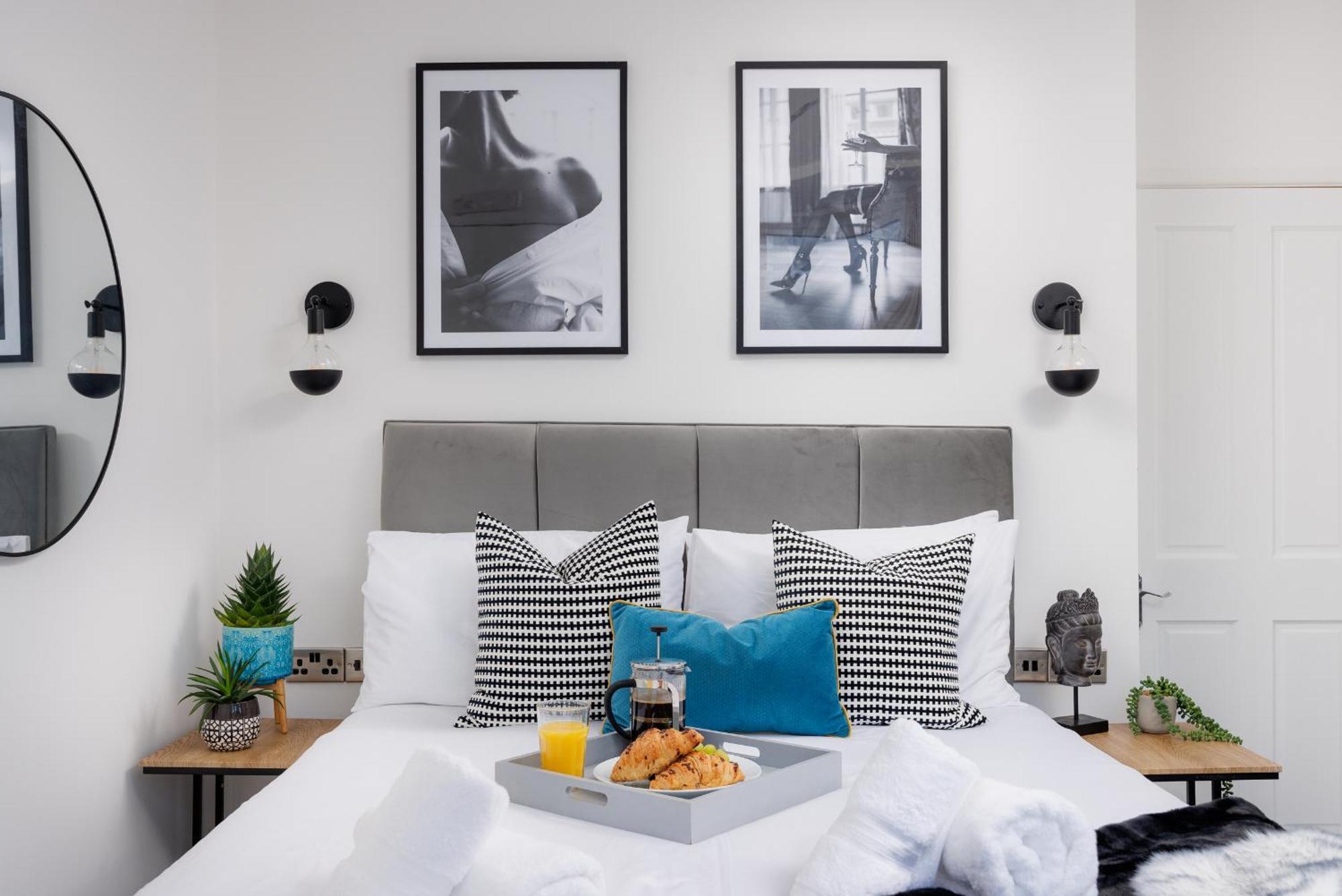 Boujis Central Plymouth Apartment - Sleeps 4 - Habita Property Eksteriør bilde
